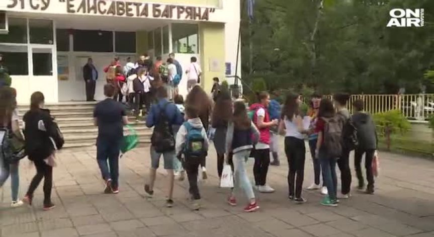 За бъдещите гимназисти: Изтича срокът за записване след трето класиране