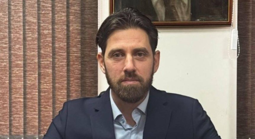 Румен Радев освобождава шефа на БАБХ?