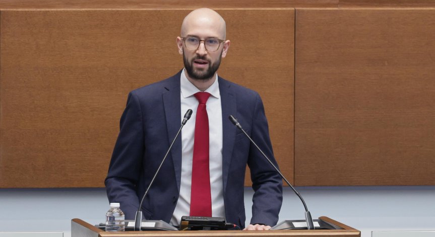 Един месец работа на Клисурски - какво постигна служебният министър на  финансите