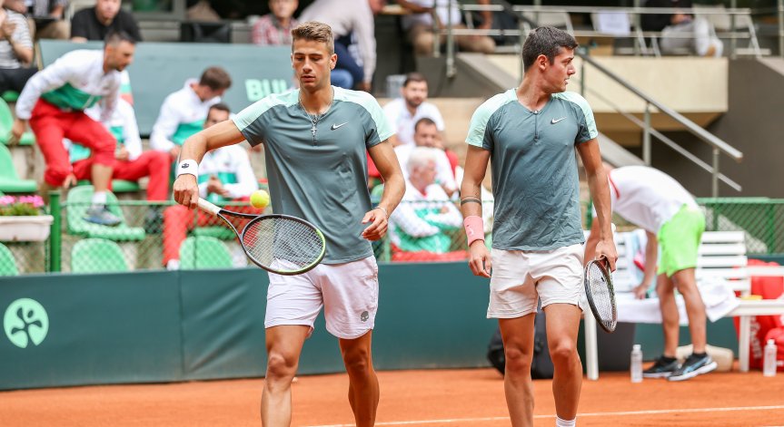 България доиграва мача срещу ЮАР в турнира за Купа 