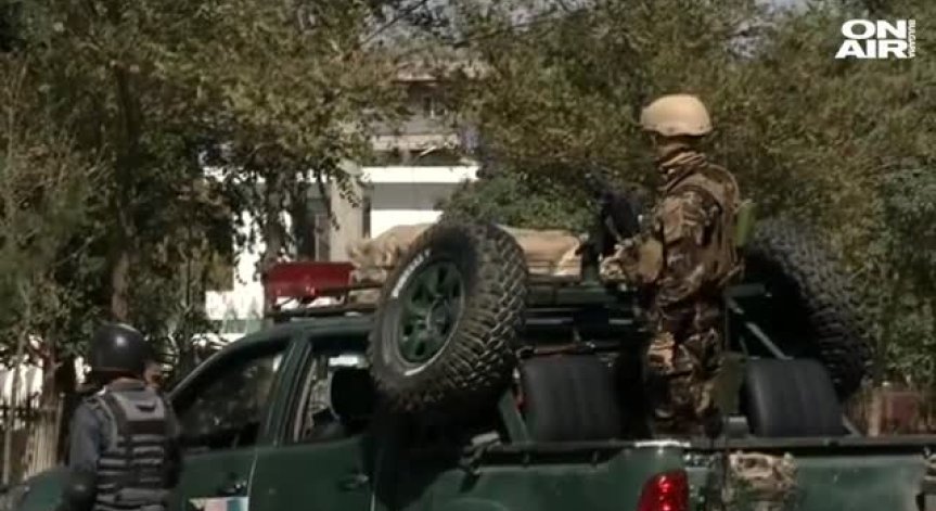 Кабул: Терористи нахлуха в телевизия и разстреляха журналисти