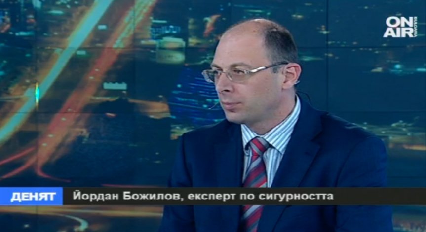 Атентаторите в Брюксел са имали помощ отвътре, смята Йордан Божилов