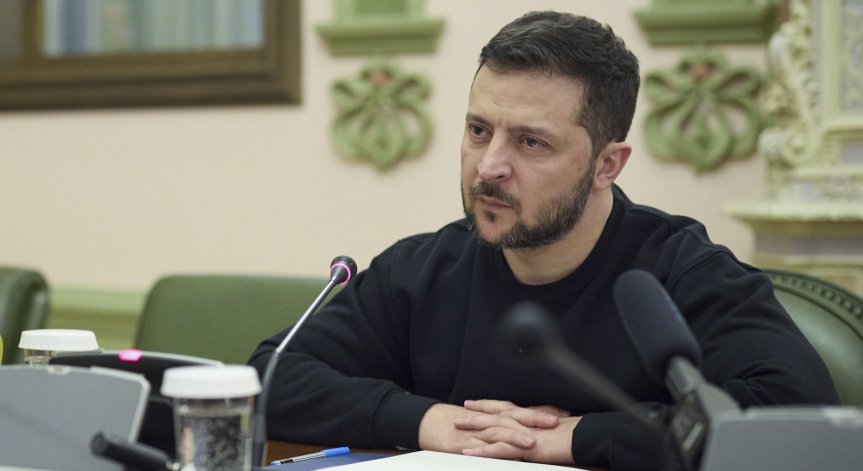 Зеленски: Взел съм кадрови решения, сменям хора на ръководни постове