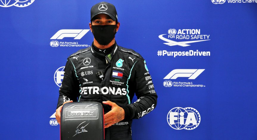 Люис Хамилтън спечели квалификацията за място за Гран при на Щирия в Австрия