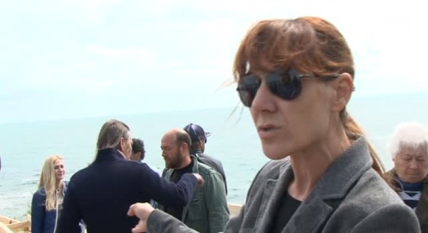 Жители на курорта Лозенец излязоха на протест