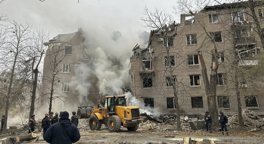Русия използва повече от 200 ракети и дронове.
