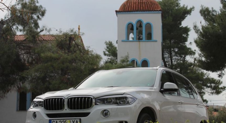 Категория пет звезди: тестваме новото BMW X5