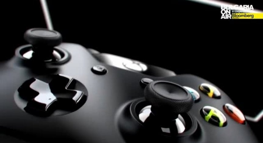 Xbox и PlayStation се справят с кибератаката