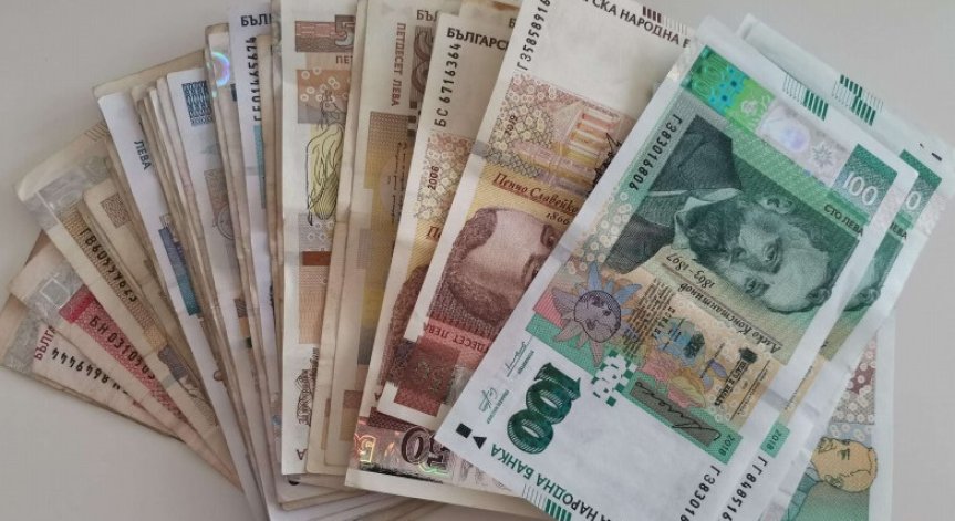 В обращение са 27,4 млрд. лв., ползваме най-малко банкноти от 5 лв., най-често от 50