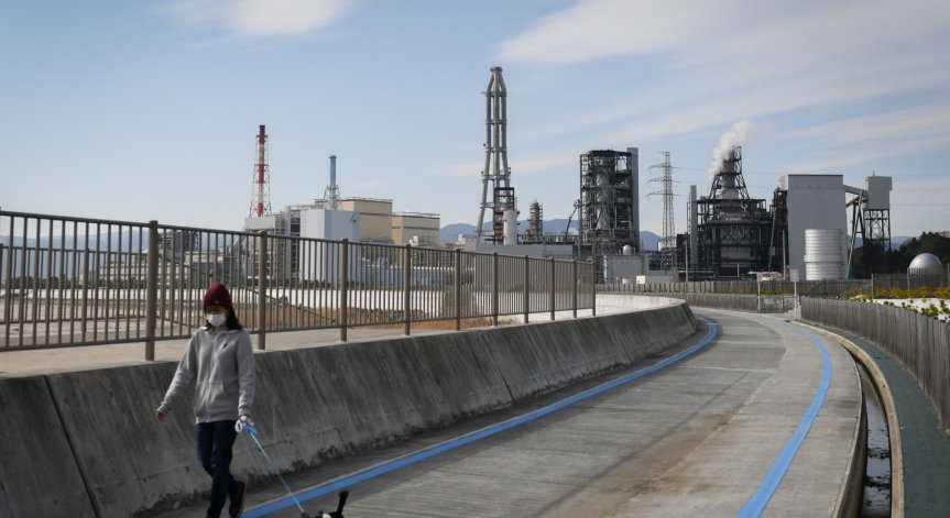 Япония изхвърля водата от АЕЦ 