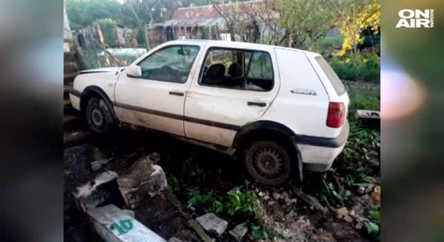 Пиян шофьор се заби в къща на възрастна жена в Сираково