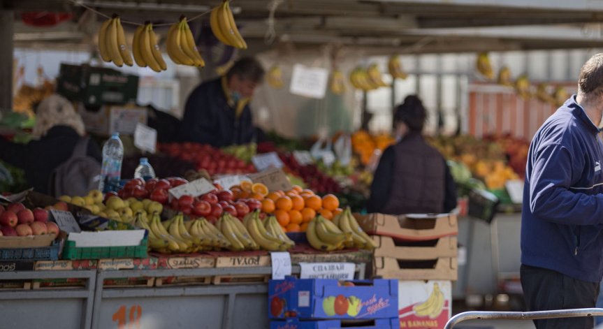 Поевтиняват основни хранителни стоки тази седмица