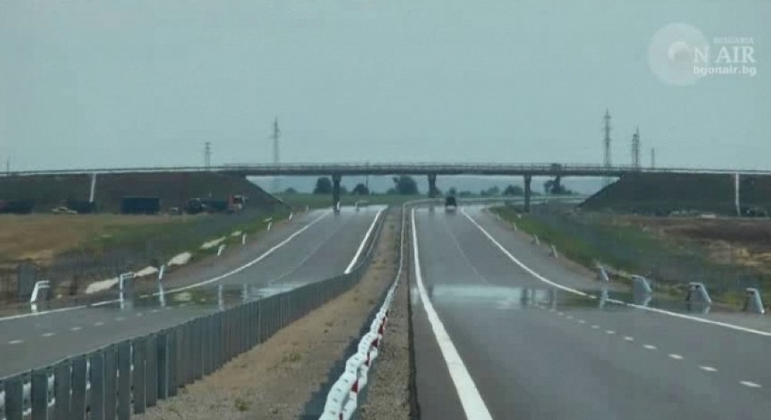 50 млн. лв. заделени за почистване на републиканските пътища