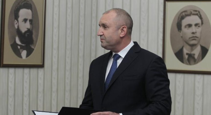 Румен Радев ще представи новия служебен кабинет