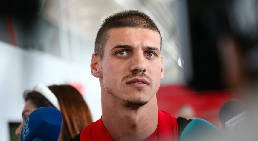 Десподов: Оставяме си сърцето и душата на терена, изключително щастлив съм от трансфера си