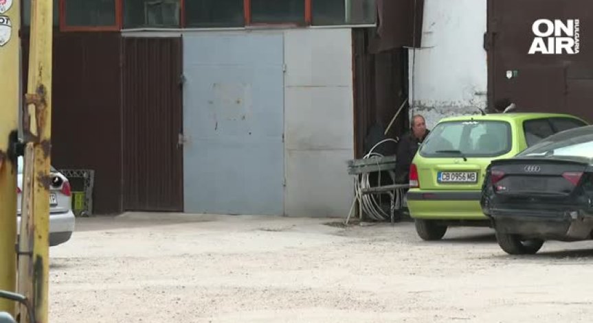 Приятелката на Калоян: Накара ме да занеса пистолета в поделението и да му изпера дрехите