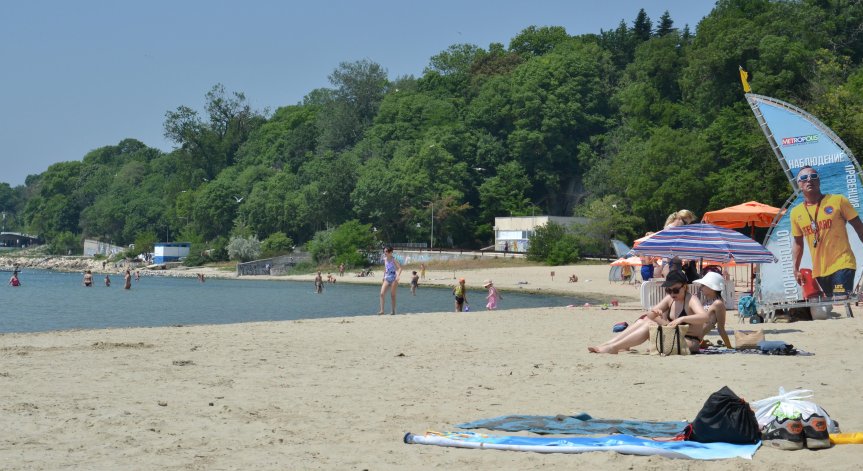 Качеството на водата в морето край Варна и има ли опасни зони