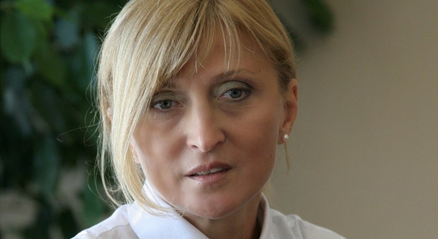 Шишманова е с комоцио.