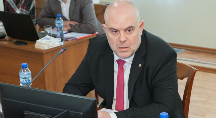 Гешев създаде структура за борба с престъпления против интересите на ЕС