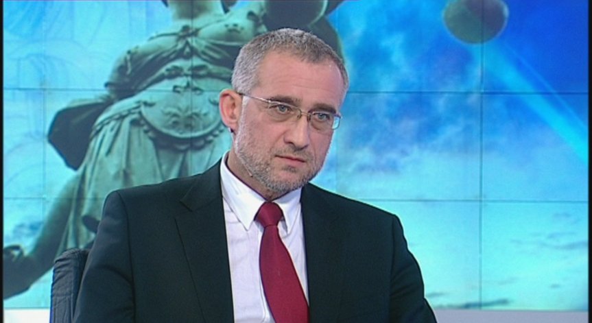 Н.Гунчев: Политиците да не въздействат върху кариерата на съдиите