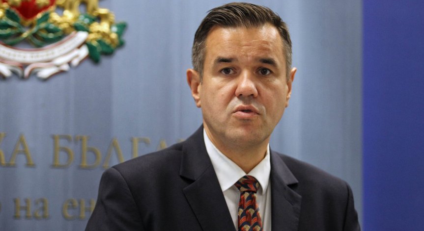 Засилваме сътрудничеството с Иран в търсене на доставки на газ