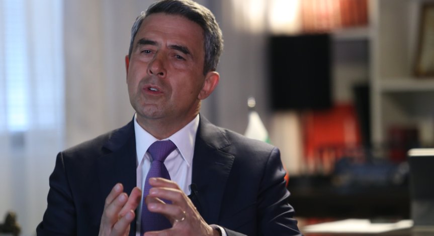 Плевнелиев: Радев и Трифонов са популисти, Борисов е демократ 