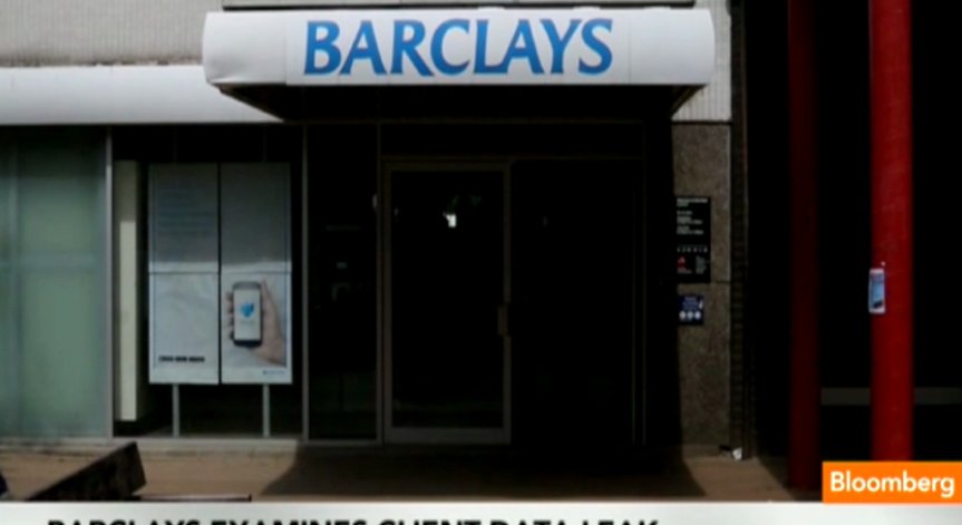 Barclays разследва кражба на клиентски данни