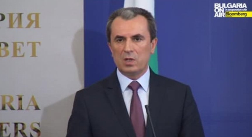 Орешарски: Няма изтичане на ликвидност