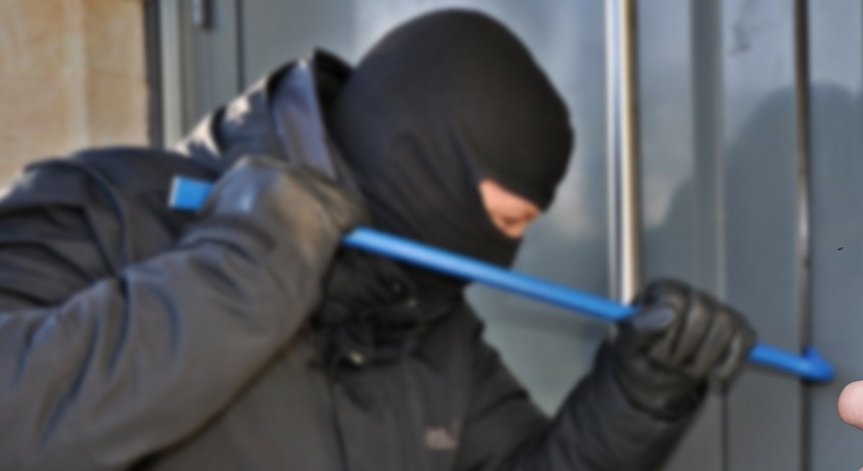 Петима маскирани пребиха с бухалки 35-годишен мъж