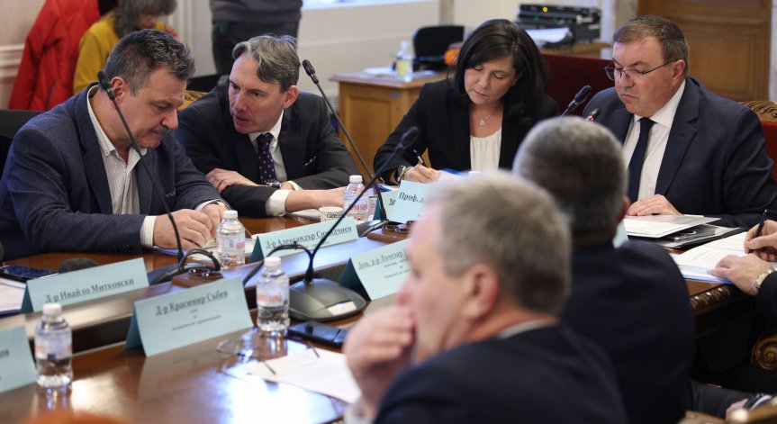 Костадин Ангелов: Най-оптимистичният срок за бъдещата детска болница е четири години