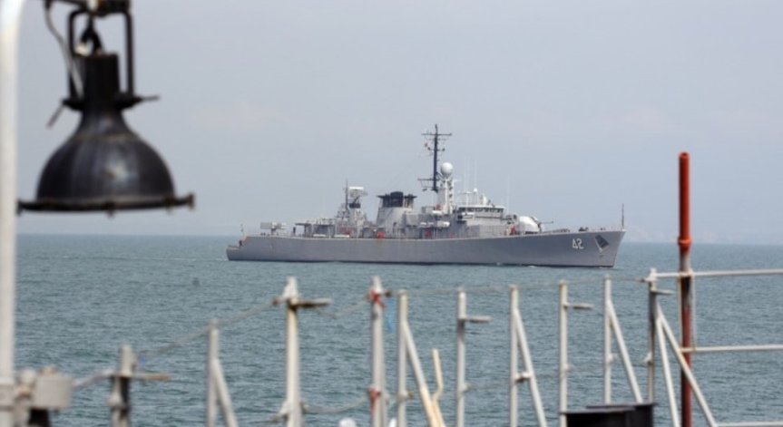 Бойният ни флот нащрек за мини в Черно море