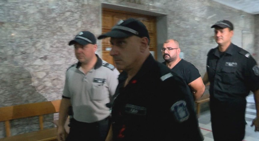 Оставиха в ареста турския шофьор, предизвикал тежката катастрофа с жертви