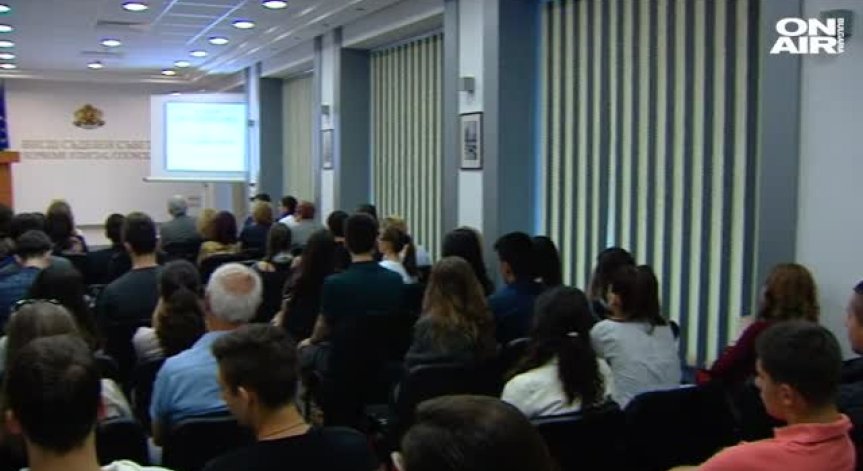 Ученици питат ВСС защо е ниско доверието в съдебната ни система