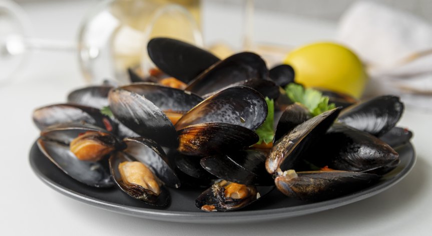 България все още не може да се сравнява с големите средиземноморски производители като Испания и Италия.