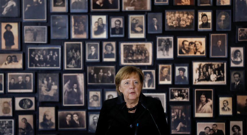 Меркел дарява 60 млн. евро за музея на жертвите от Холокоста