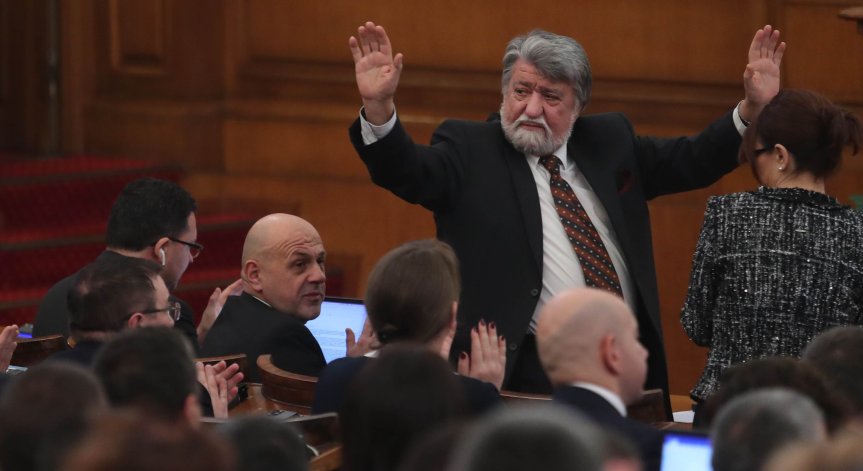 Рашидов и парламентарната делегация заминават на официално посещение в Турция