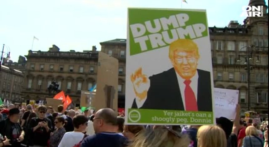 Ваканция: Тръмп и Мелания на голф в Шотландия