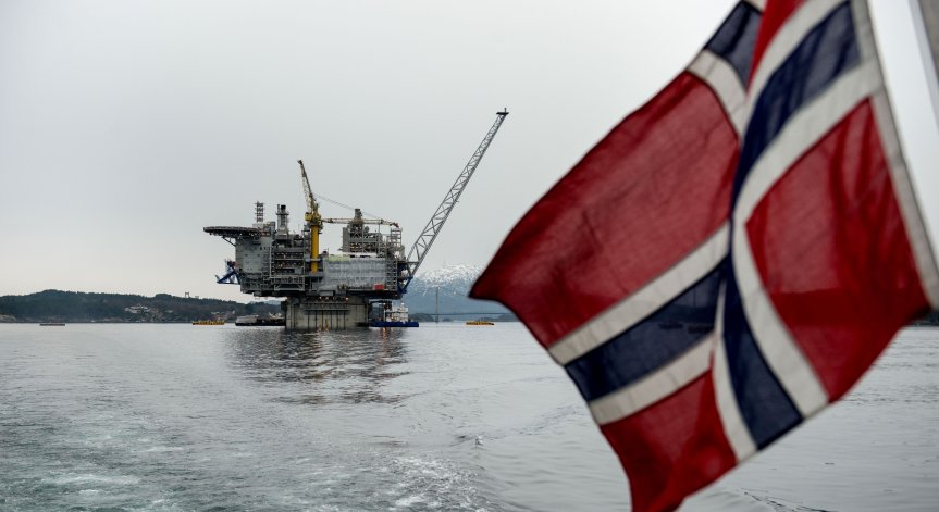 Норвегия затваря границите си от петък