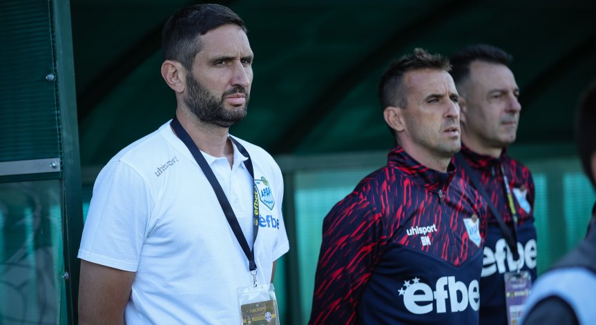 Отборът на Тунчев мисли за Европа.