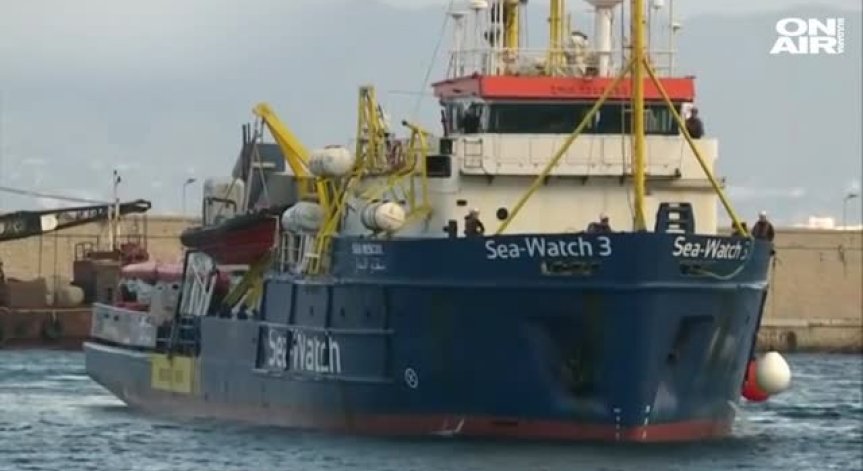 Италия затяга мерките срещу мигрантите: Затвори пристанищата си!