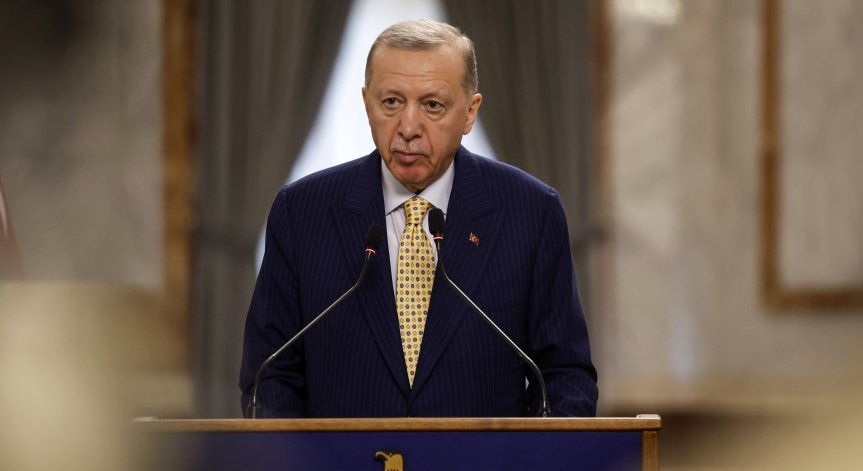 Ден на траур в Турция в памет на Ебрахим Раиси