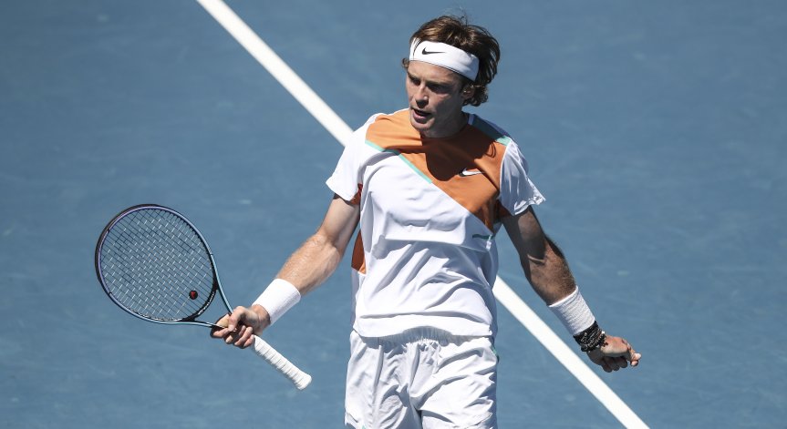 Рубльов със скандални разкрития: Влязох заразен в Австралия