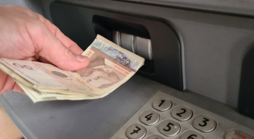 Тревожно: Българинът обеднява все повече, над 1,5 млн. получават под 525 лв. месечно