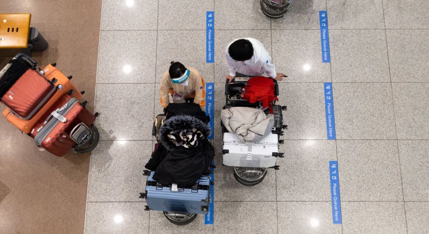 Нови мерки срещу Ковид-19 в Гърция, маските стават задължителни и навън в курортите