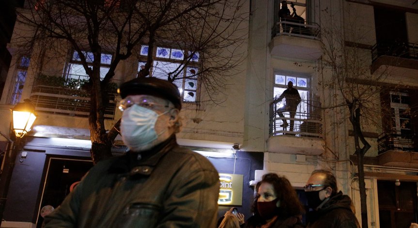 Южноафриканска мутация на Ковид-19 достигна Солун