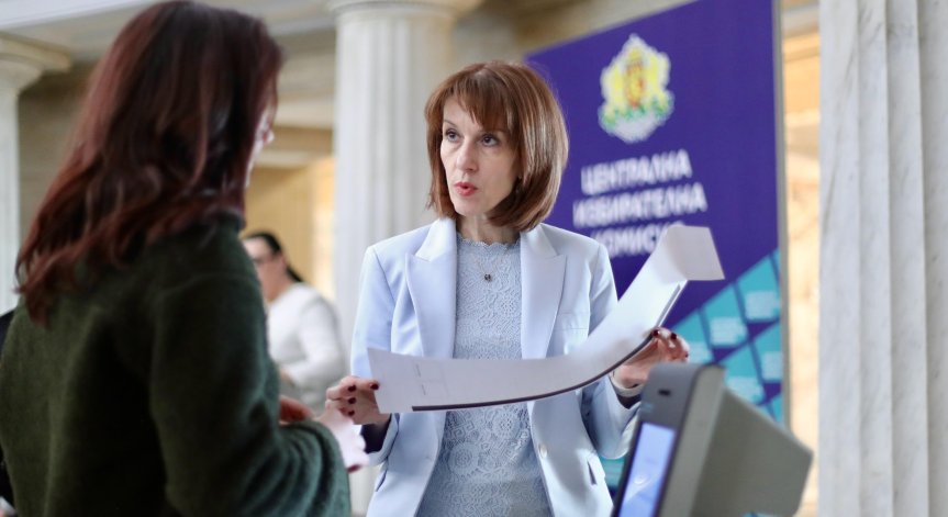ЦИК публикува номерата за подаване на жалби и сигнали във връзка с изборите