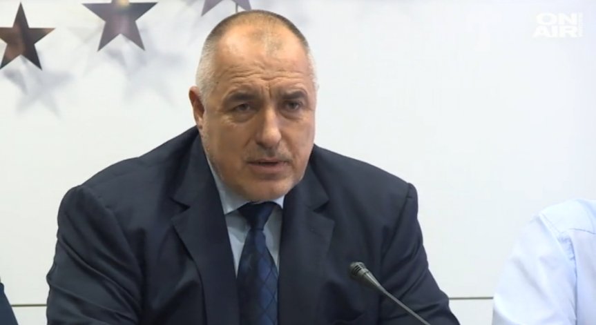 Не е ясно ще има ли пряк сблъсък между Бойко Борисов и Корнелия Нинова