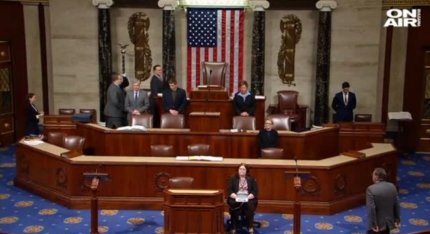 Администрация в блокада - Тръмп иска да затвори границата с Мексико