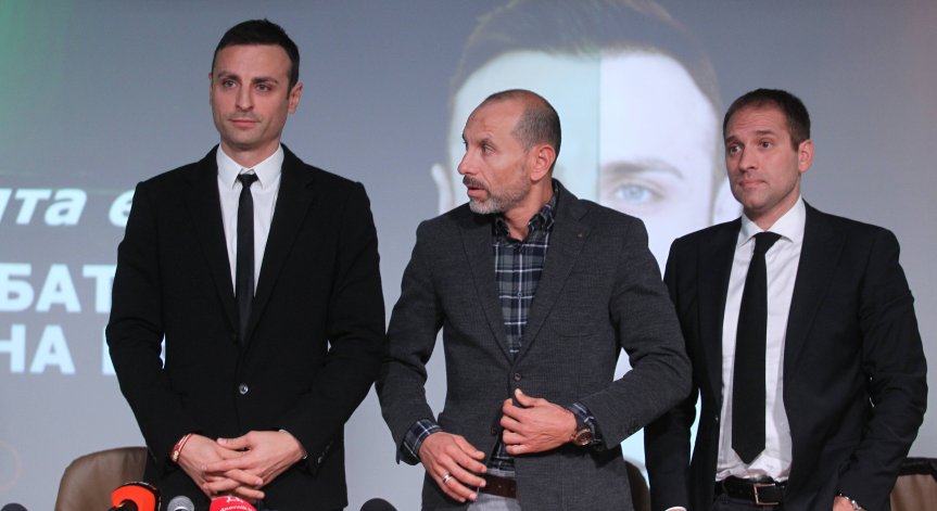 Бербатов не се отказва: Голяма е вероятността да има нов конгрес