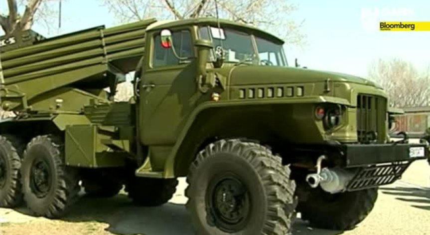 Калфин предлага пределна възраст за пенсия на полицаи и военни